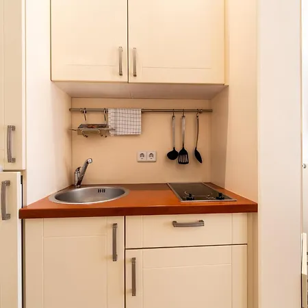 Mirow, Apartment *