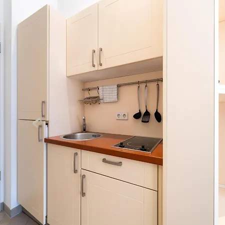 Elegant Eingerichtete Daire Granzow